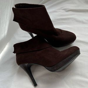 Brian Anderson Chocolate Brown Booties Suede size 7.5